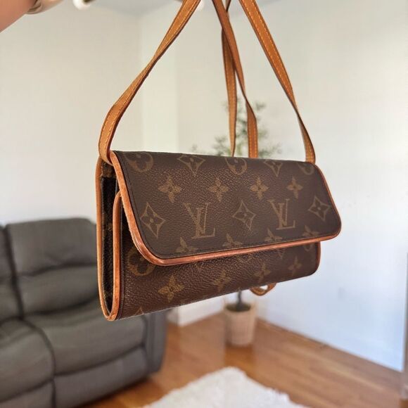 ✅AUTHENTIC✅LOUIS VUITTON TWIN PM - Picture 5 of 14